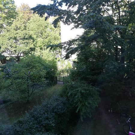 Room in maisonette with garden, parking place Wenen Buitenkant foto