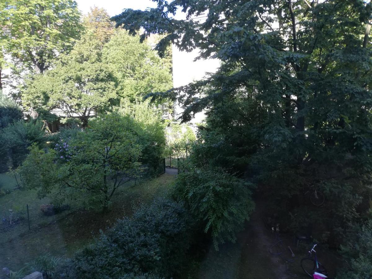 Room in maisonette with garden, parking place Wenen Buitenkant foto
